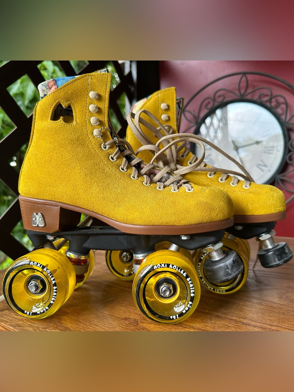 Roller Skates Moxi Lolly Pineapple (yellow) Sz 4 (fits 5-5.5)